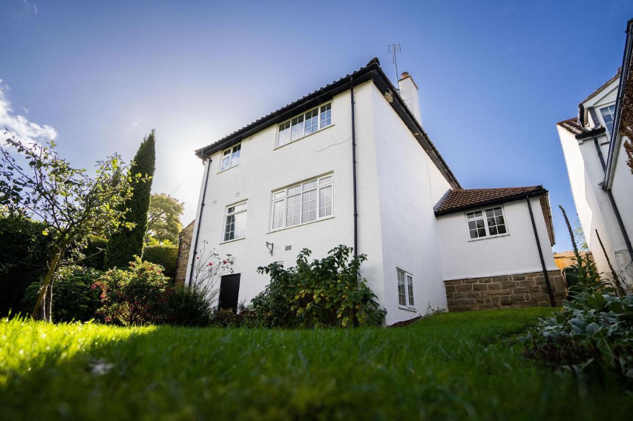 Beautiful Detached Home In Quaint Village Setting Wetherby Exterior photo